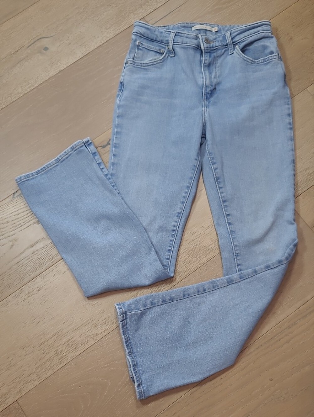 Levi's Jean Women's sz 28 725 High Rise Boot Cut Denim Light Wash Jeans